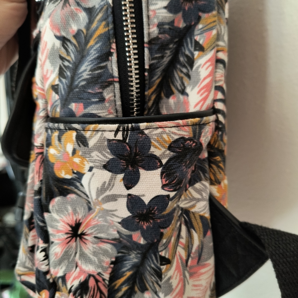 Wild fable backpack/purse - Picture 5 of 11